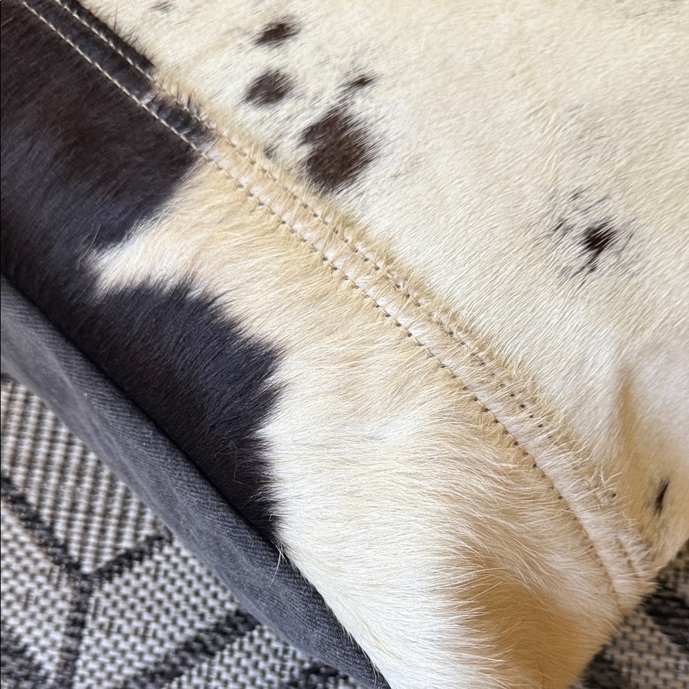 Cowhide Tote Bag with Paisley Trim Western Cowgirl Bohemian Rustic - Picture 4 of 7